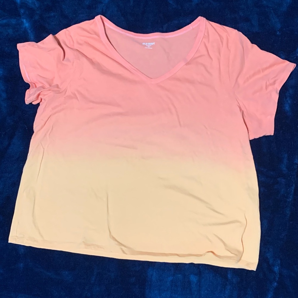 Old Navy Coral and Peach Ombre V-Neck Tee